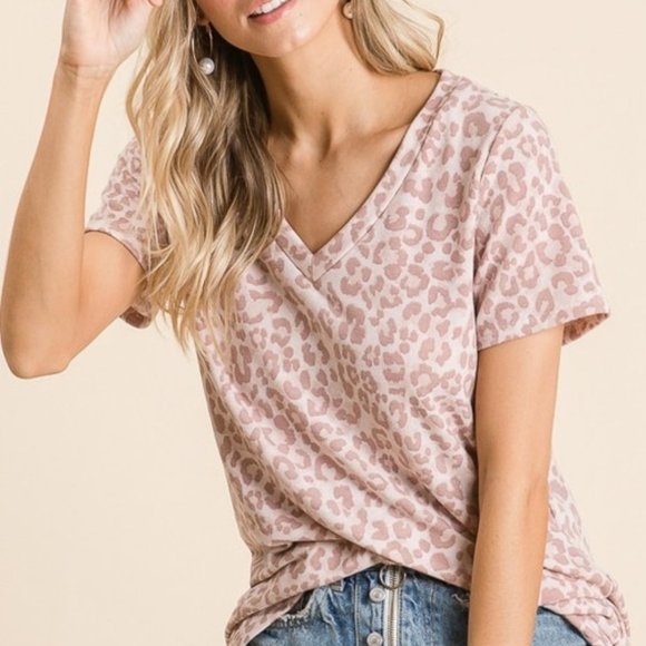 Be Mauvelous Animal Print V-Neck Top - Picture 2 of 2